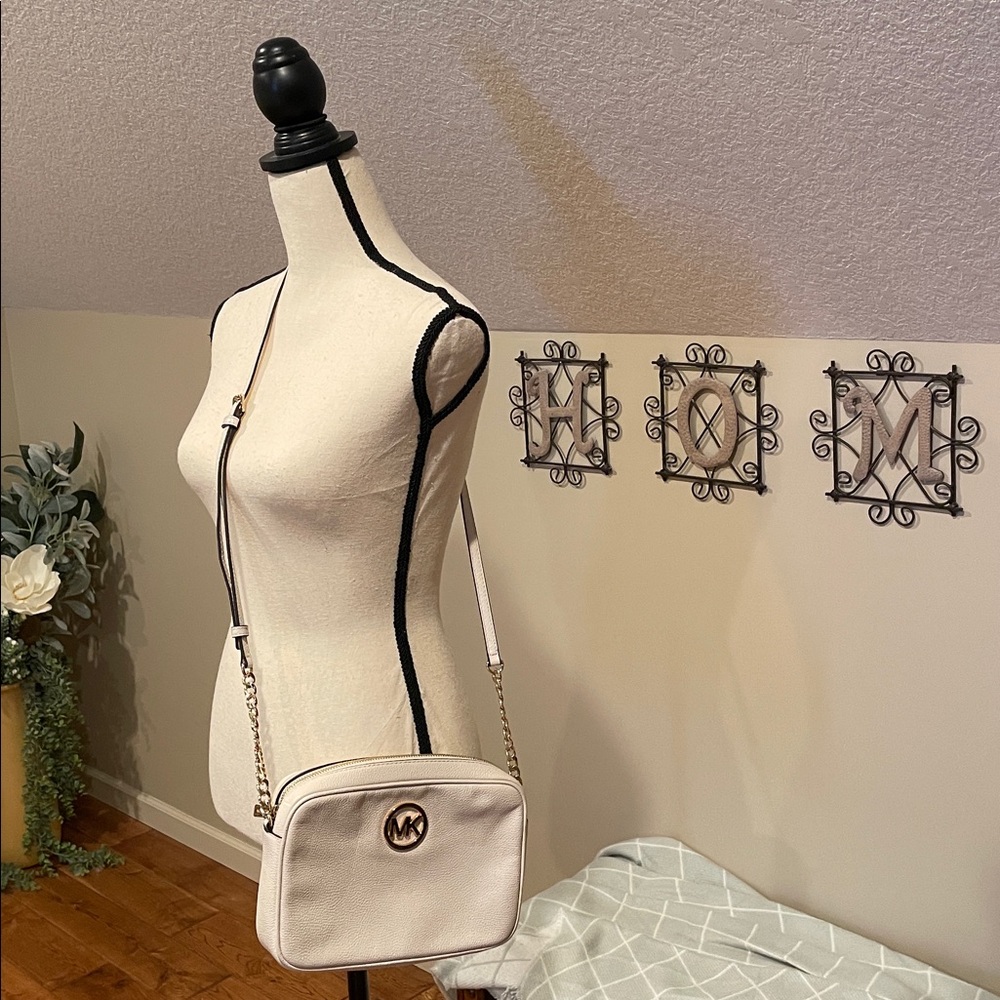 Michael Kors Cream Pebbled Leather Logo Crossbody Bag - Picture 5 of 7